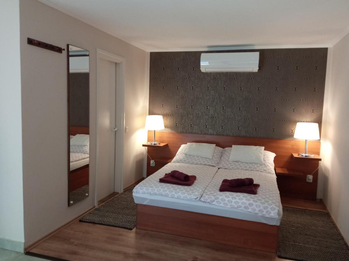 Markal Apartman Hévíz Esterno foto